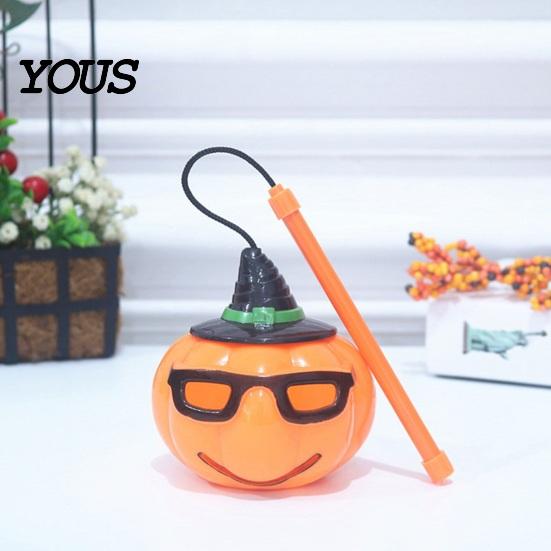 Handheld Pumpkin Lamp for Children Halloween Lantern, LED Light Up Lamp, Battery Glowing Party Prop Operated Decorative Plastic Lantern Kids, Holiday