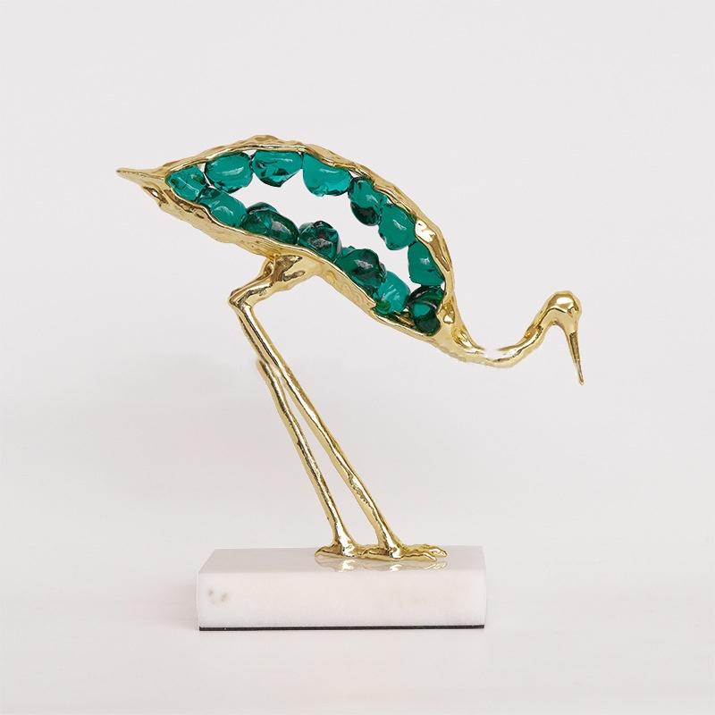 Metallhandwerk Simulierte Tierskulptur Kristallkranich Grüner Edelstein Vogel Dekorative Figuren Heimdekorationszubehör