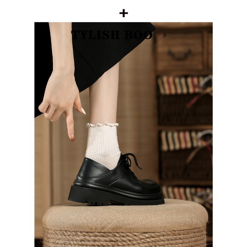 Comfortable white small leather shoes for women's spring and autumn new thick-soled retro leather single shoes J college style