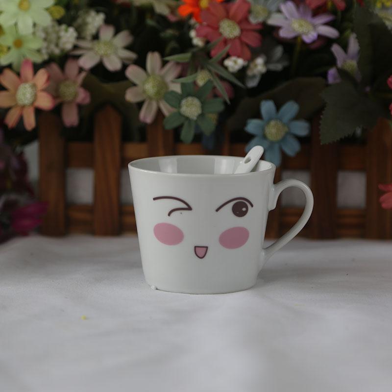 Ceramic Funny Mugs With Spoons Cartoon Couple Creative Compact Coffee Milk Juice Cups Birthday Gifts Drinkware