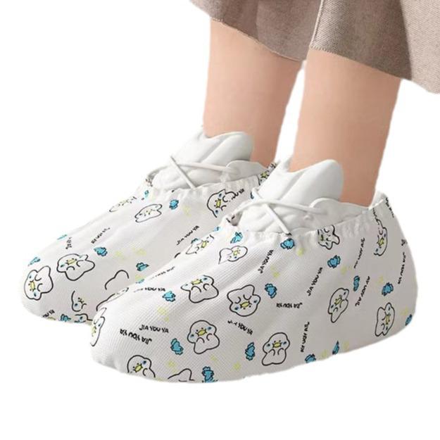 Reusable Non-Woven Indoor Overshoes: Durable and Slip-On for Students and Guests