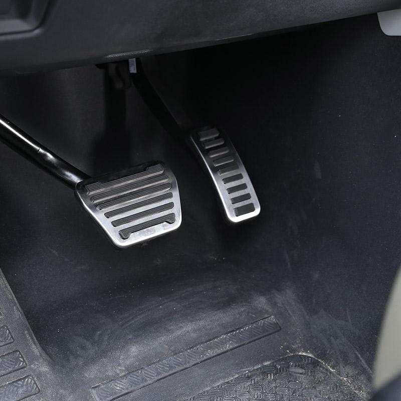 BCD1 For Land Rover Defender 90 110 2020-2023 Stainless steel No Drill Anti-slip Fuel Brake Steel Pads Pedals Cover Car Accessories