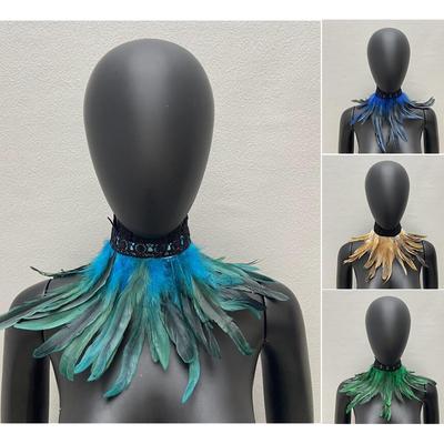 Collana di piume di pizzo con decorazioni di Halloween da 32 cm, sciarpa di piume gotica, girocollo di piume punk