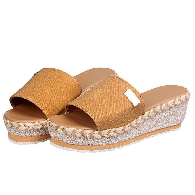 

Large size platform slippers women s summer new slope heel cool slippers 43 світло-коричневого кольору