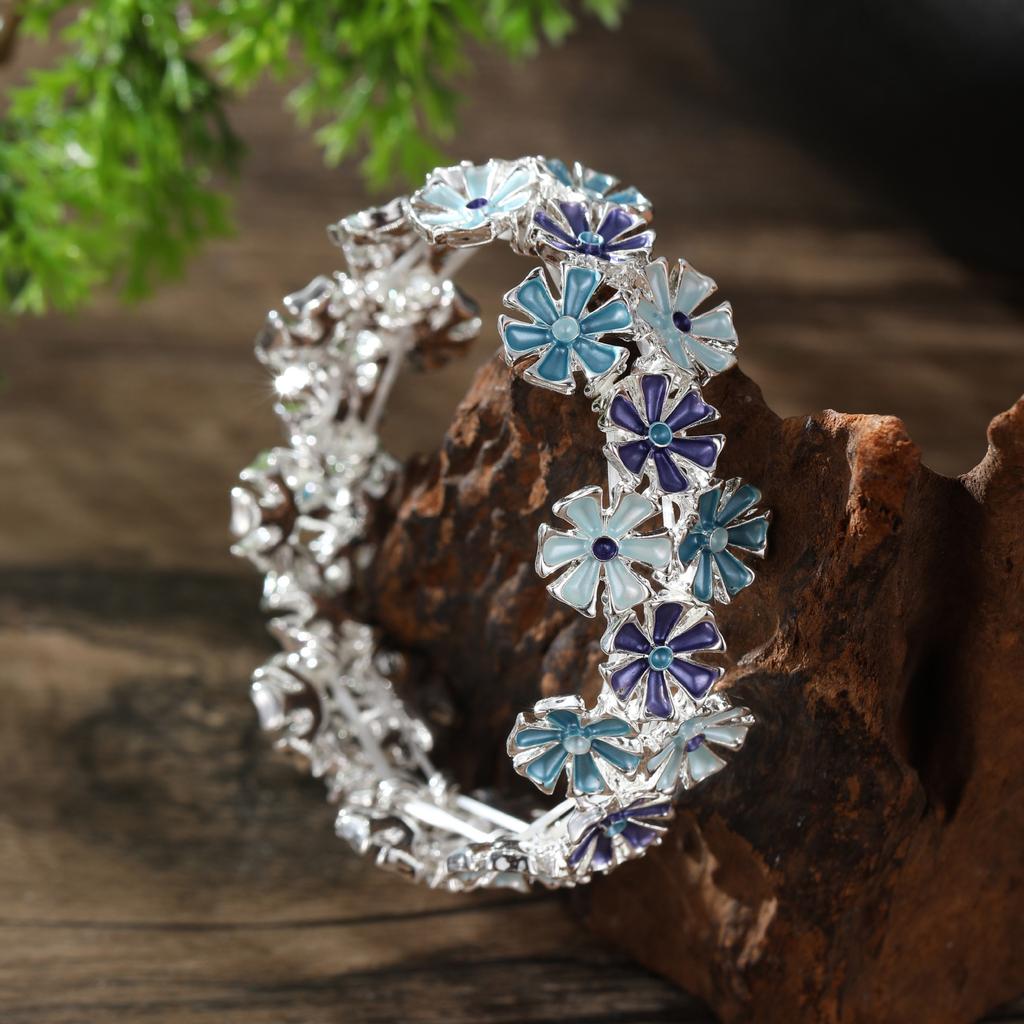 Enamel-colored Daisy Patchwork Elastic Bracelet for Ladies - Simple Country-style Five-petal Flower Bracelet