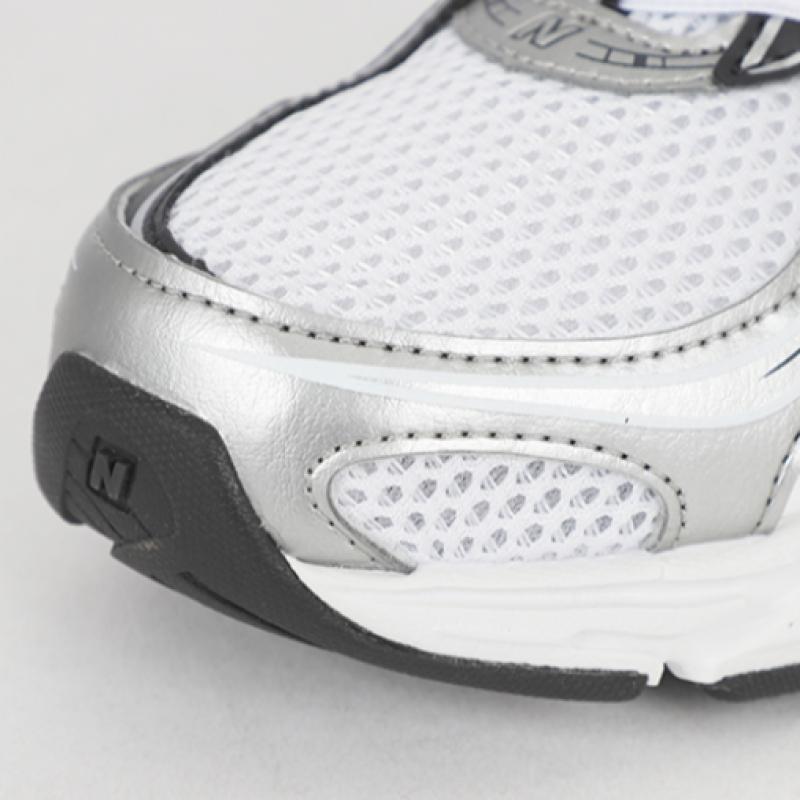 New Balance 740 Metallic White Gray