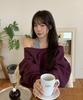 Seuteulaipeumagalin Lettering Applique Off-Shoulder Sweatshirt Purple