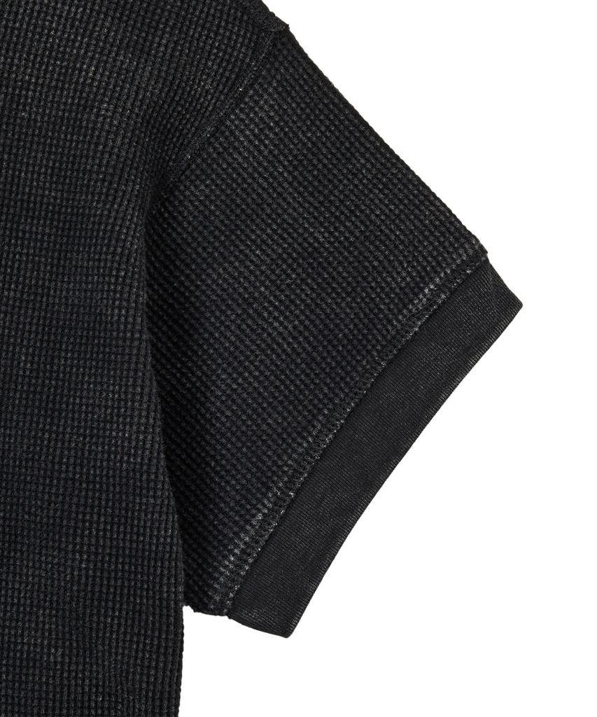 Mihag [Plain Ver.] Washed Waffle Henley Neck T-Shirt (Black)