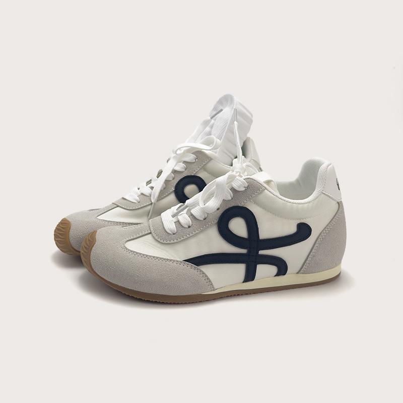 

9 inner height increase cm women s spring new retro versatile sports and leisure shoes 35