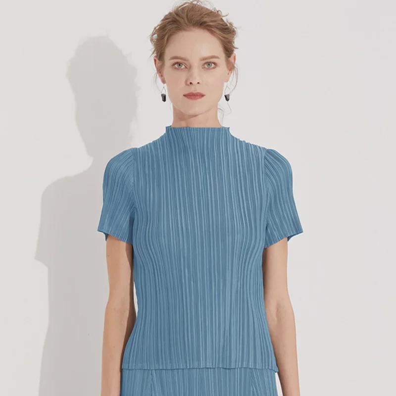 Pleated Short Sleeve Women's Casual Solid Color Summer T-shirt, Comfortable Basic 2025 Collection