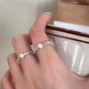 Women's Versatile Silver Pearl Elastic Ring: Fashionable, Simple Luxury for Any Occasion