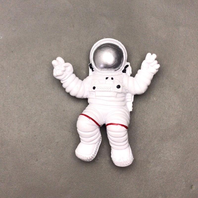 3D Astronaut Refrigerator Magnetic Sticker 12pcs/set Resin Magnet Fridge Paste for Home Kitchen Message Board Collection