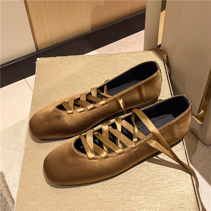 

Элегантные женские балетки с квадратным носком, модные туфли на шнуровке, женская обувь 2025 года, тренд осени, новые дизайнерские платья, женские туфли 43 темно-коричневого