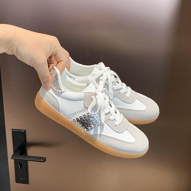 Casual Versatile Single Shoe Lightweight Thick Soled White Shoe