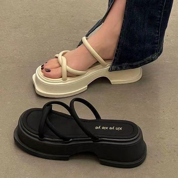 Roman Cool Slippers Women's Thick Soles 2025 New Summer Stepping On Shit Feeling Fashionable and Versatile Simple Outer Wear Beach Shoes Ins