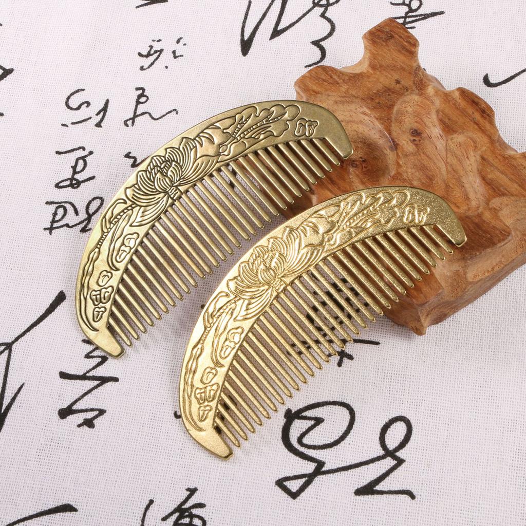 Kamm mit Messing-Lotusmuster Chinesische Kupferkollektion Retro Kupfer Schnitzerei Raumdekor Wohnzimmerdekoration Festivalgeschenk