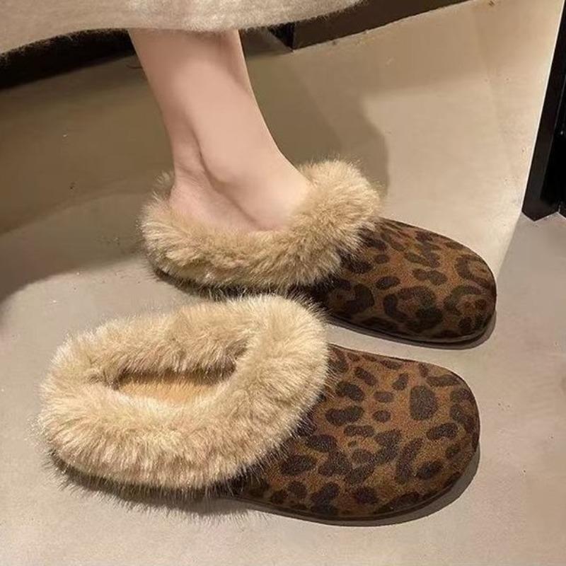 A New Style of Women's Shoes, A Fleece and Warm Flip-top Half-slipper