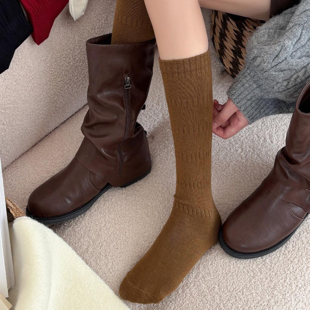 Knitted Warm Vertical Pattern Thin Medium Tube Calf Socks Women'S Boneless Micro-Pressure Maillard Anti-Skid Autumn And Winter Stacking Socks