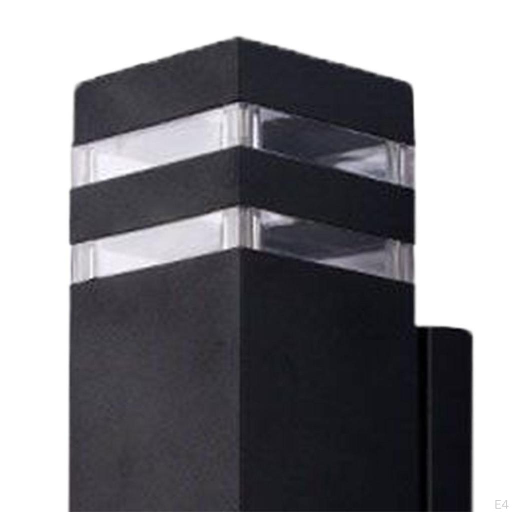 Contemporary Outdoor Wall Lamp for Pathway, Garden, and Entryway