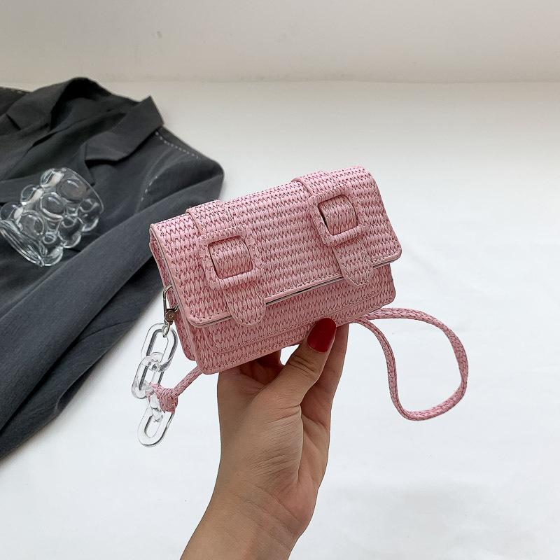 

Сумка женская 2025 лето новая корейская версия модная ретро конфетного цвета мини маленькая квадратная сумка женская на плечо сумка-мессенджер розовый