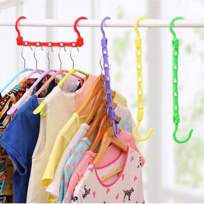 Prodotti per il bucato – Grucce e appendini