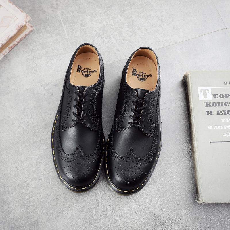 2025 jaro nové párové brogues malé kožené boty britský vítr květinové šaty pánské a dámské jednoboty velká velikost 45