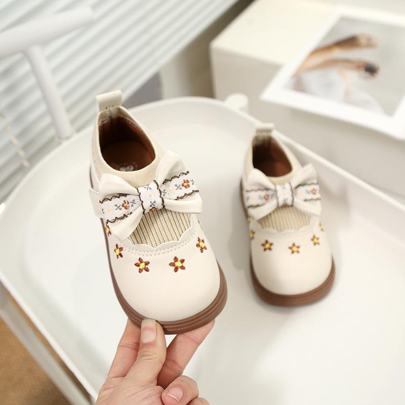 

Spring Autumn Girls Princess Leather Shoes Soft Sole Cute Flat Ballerina Casual Walking Shoes size 20