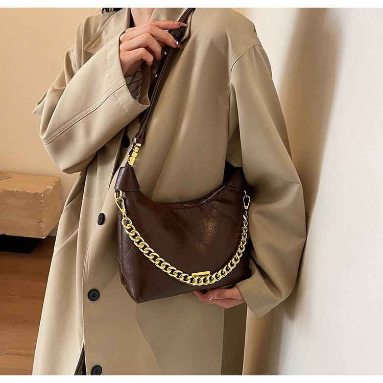 IELGY Ladies Messenger Bag Chain Portable Diamond Underarm Bag