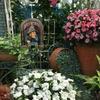 1Pcs New Creative Garden Statue Elf Go Out Tree Hug Suitable For Home Courtyard Porch Decoration Garden Decoration Outdoor Decor