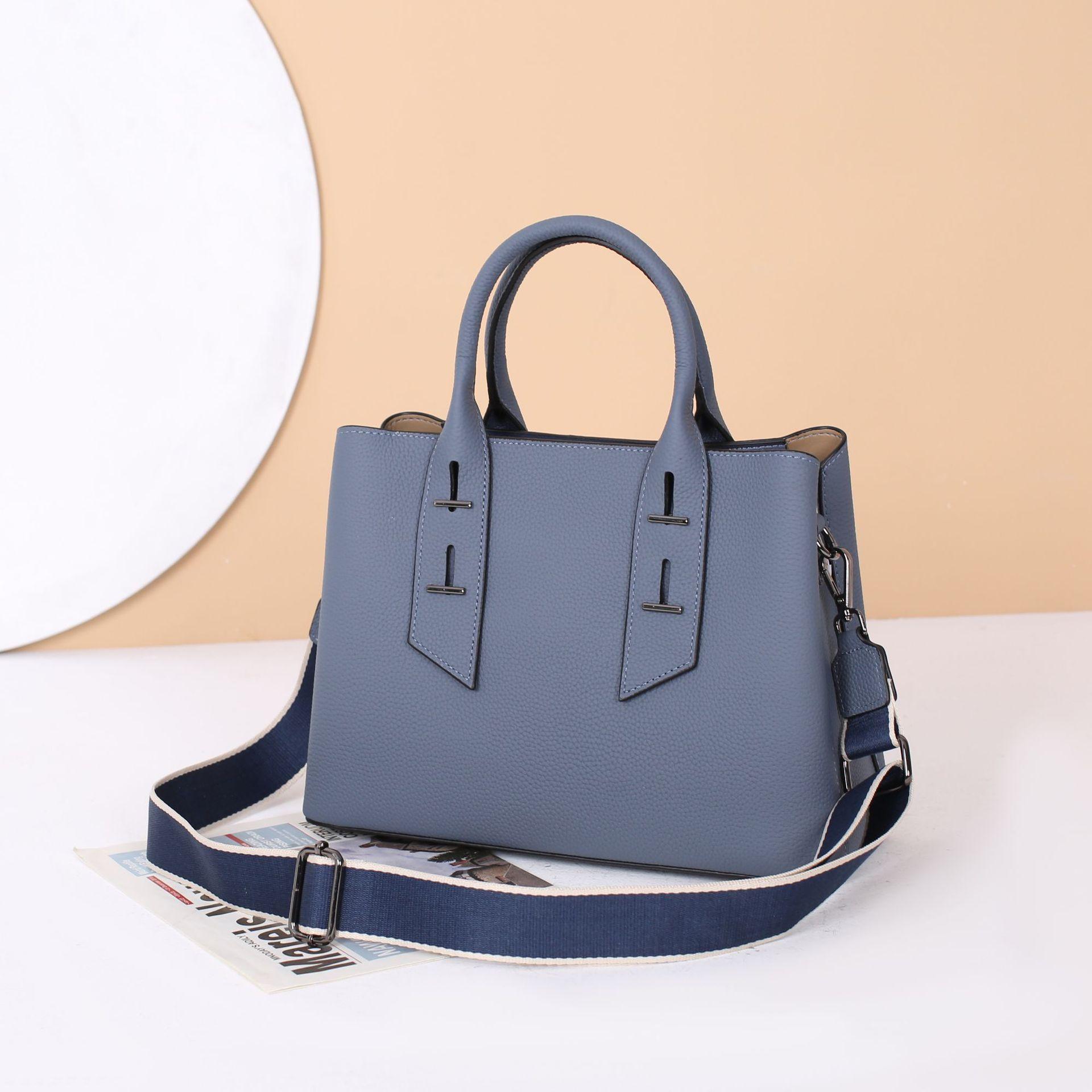 Togo First-Layer Cowhide Bag Cross-Body Horizontal Square Bag, Popular Fashion Contrasting Colors Niche Women Single Shoulder Practical Portable
