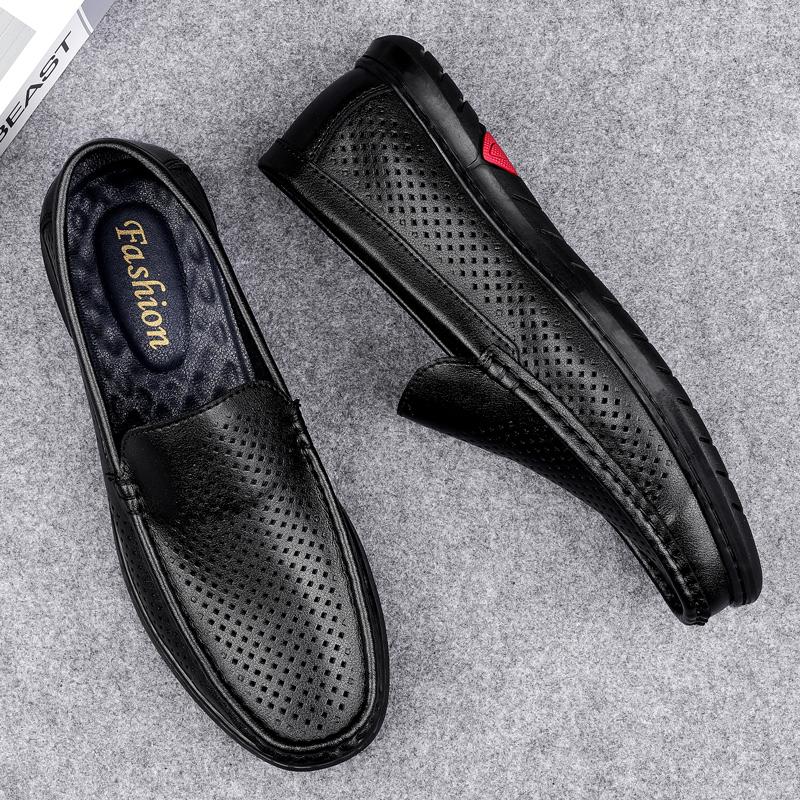 Fashion New Trend Men's Slip On Casual Flats Versatile Male Loafers Breathable Travel Driving Shoes Hollow Out Business Shoes Moccasins