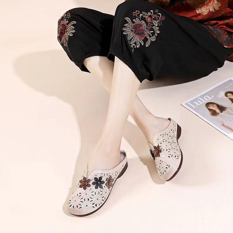 

Summer s New Mom Shoes, Hollowed-out Croquet Shoes, Soft-soled Anti-slip Sandals for Middle-aged and Elderly People, Women s Flat Flat Flip-flops 35