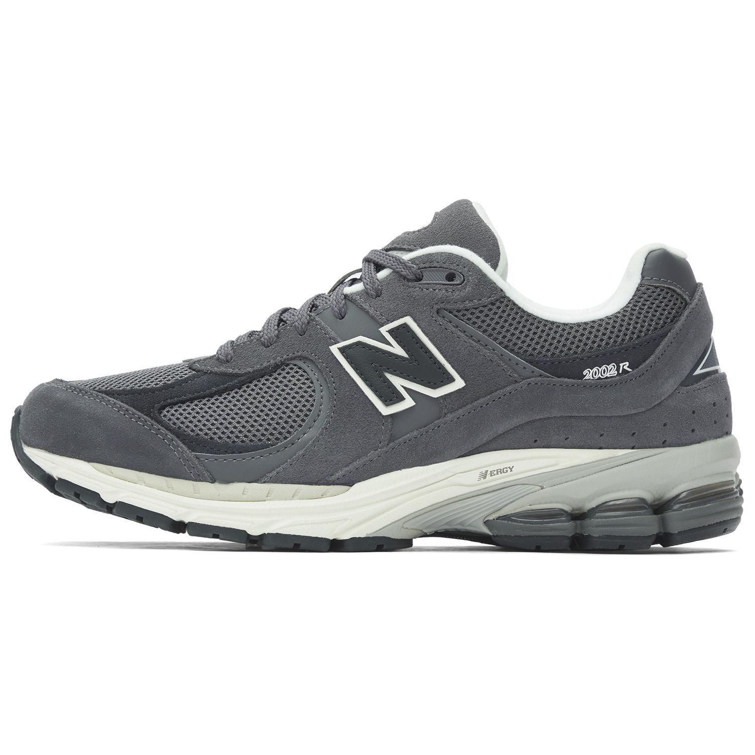 New Balance 2002R Monochrome Suede Pack Grey Men s M2002RFL EU 40