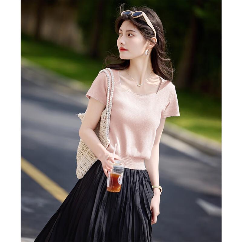 Damen Stricktop mit quadratischem Ausschnitt und kurzen Ärmeln