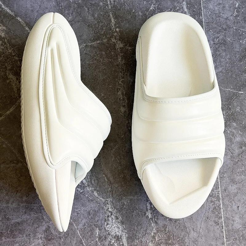 Fashion New Women Beach Slippers Platform Leather Space Bread Shake Slippers Non-slip Fashion Male Female Slippers Big Size 44