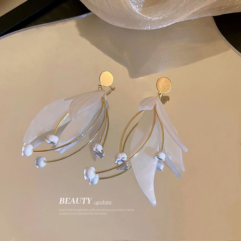 Women Long Tassel Feather Petals Dangle Earrings Luxurious White Bohemia Flower Petals Girls Ear Clips Ear Studs Jewelry Gifts