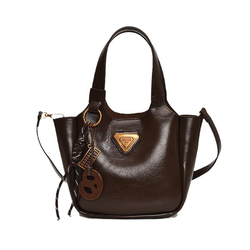 Hand Carry Fashionable Casual Bucket Bag Women's High-end Sense Simple Shoulder Oblique Span Bag 2025 Autumn and Winter New Niche Design