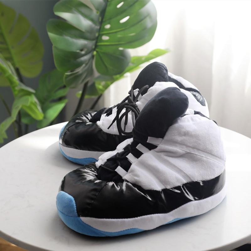 Vinter Varme Tøfler Kvinner Søte Hjemmetøfler Unisex One Size Sneakers Menn Husgulv Bomullssko Kvinne 35-43 Plysj Slippers