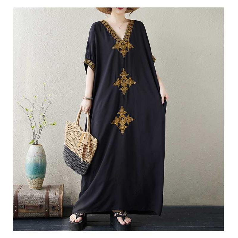 New Embroidered Solid Color Temperament Vacation Bohemian Extra Long Dresses