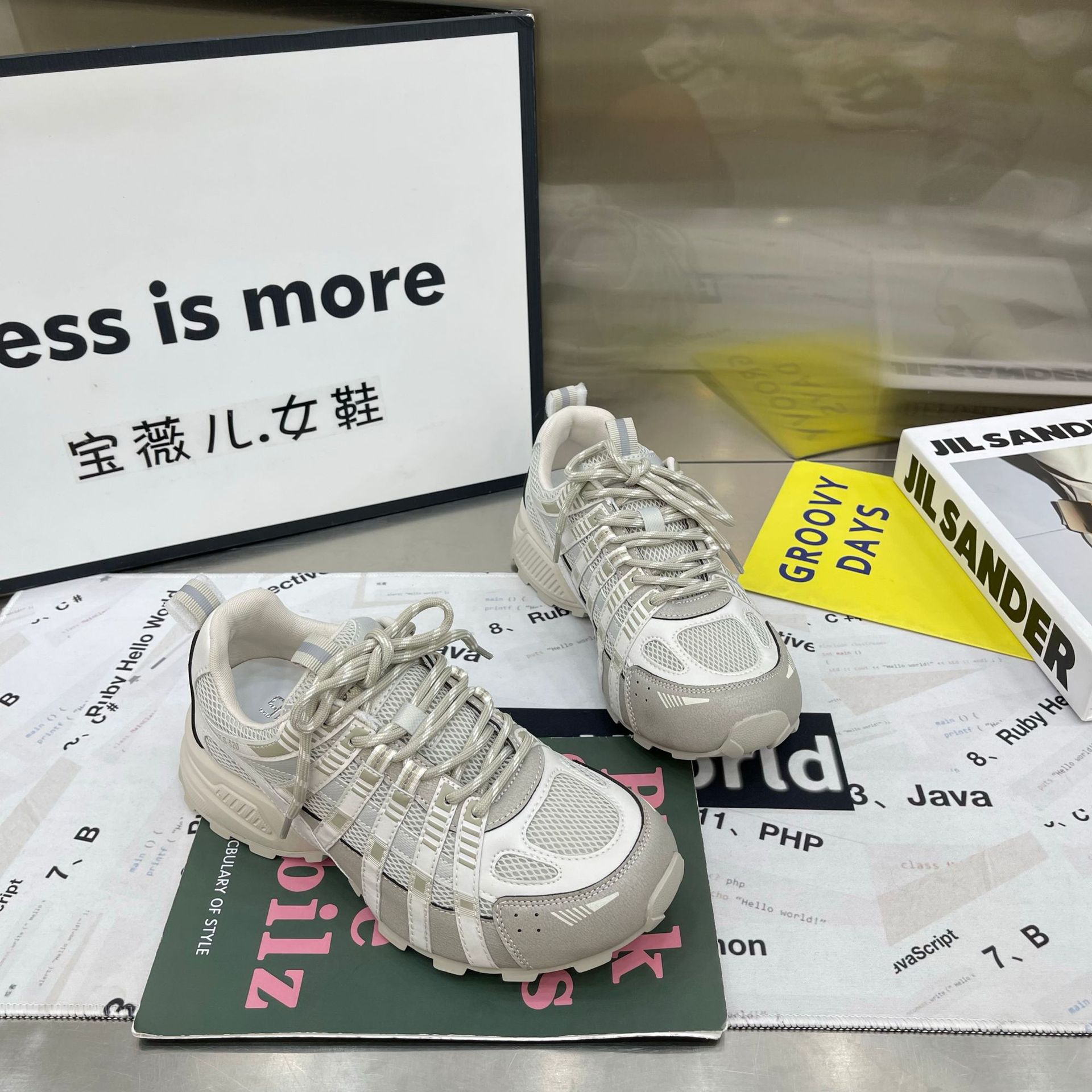 

European station 2025 new leather platform dad shoes women s versatile casual sports shoes heightening lace-up single shoes trend 40 бежевый