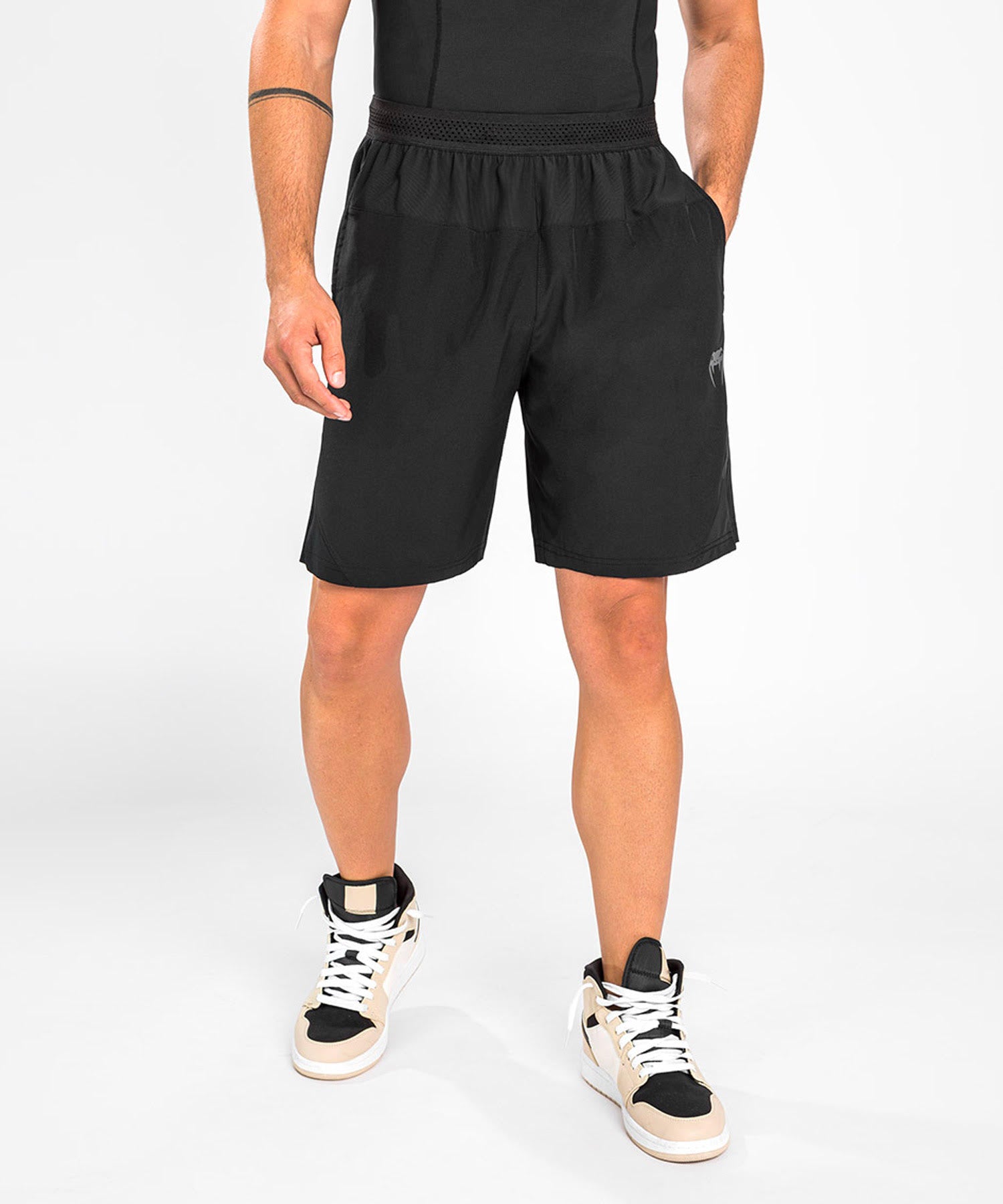 

Venum G-Fit Air Тренировочные шорты - черные S