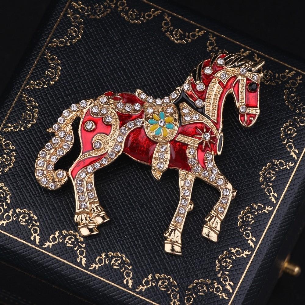 Enamel Zodiac Animal Lapel Pins Luxury Metal Badge Pin Casual Strong Horse Brooches  Unisex