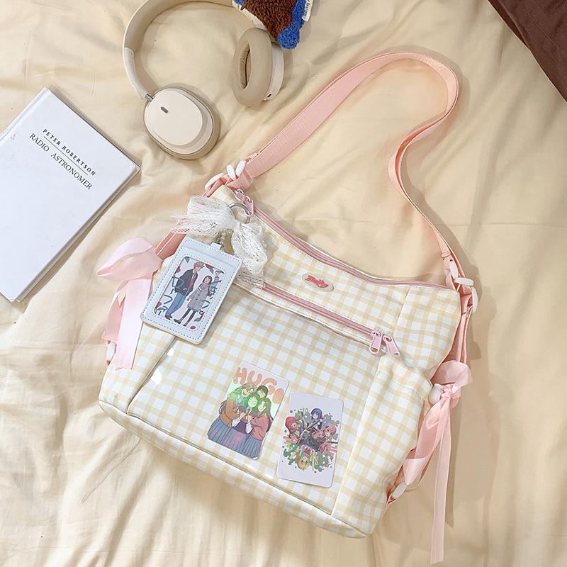 Large capacity Schoolbags Are Versatile Simple Transparent and Cute. The Basic Baby Bag Is Painful and The One Shoulder Crossbody Bag.
