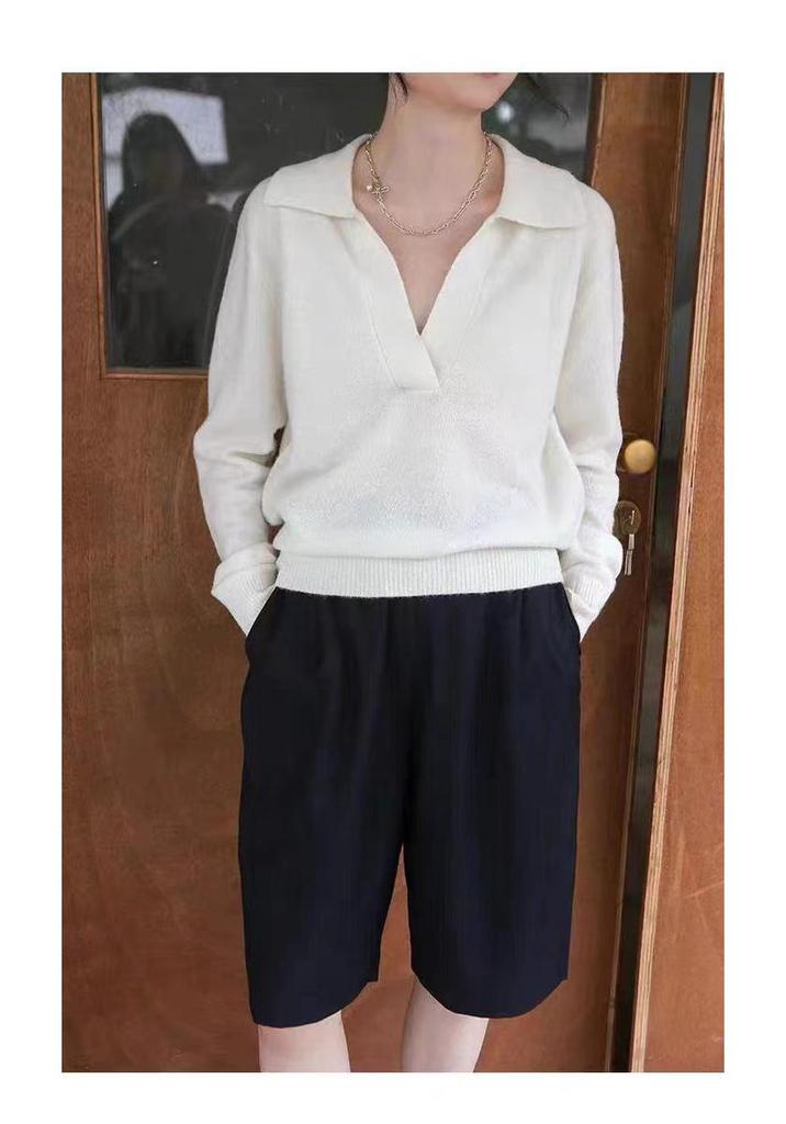 Women's 100% Pure Wool Polo Collar Sweater - Short, Versatile, Solid Color, Loose Knit for Autumn/Winter.