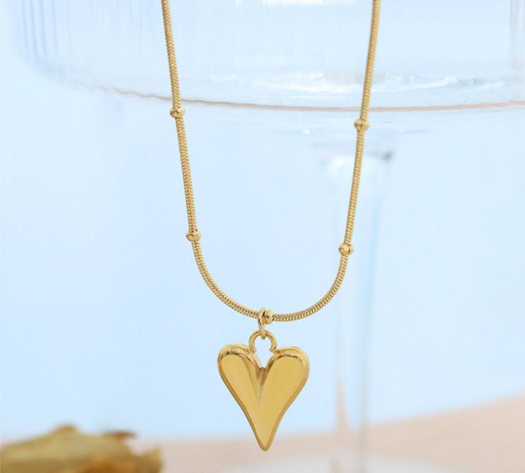 Love Heart Chain Pendant Necklace 