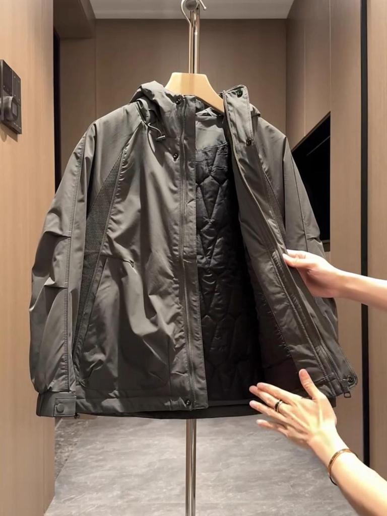 Men's 2025 Japanese Workwear Style Hooded Cotton Jacket: Windproof, Warm, Padded Outerwear