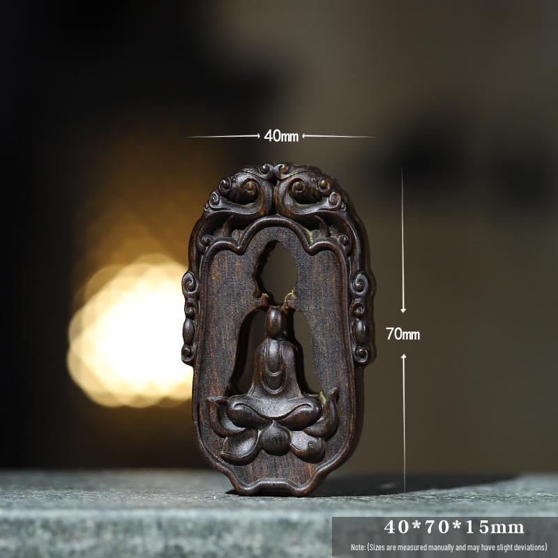 Kinan Agarwood Relief Carving Pendant: Chinese-Style Handheld Charm Ornament
