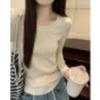 Autumn and Winter Slimming and Elegant Round-neck Patterned Soft Knitted Base Layer, Long-sleeved Sweater, Slimming Top