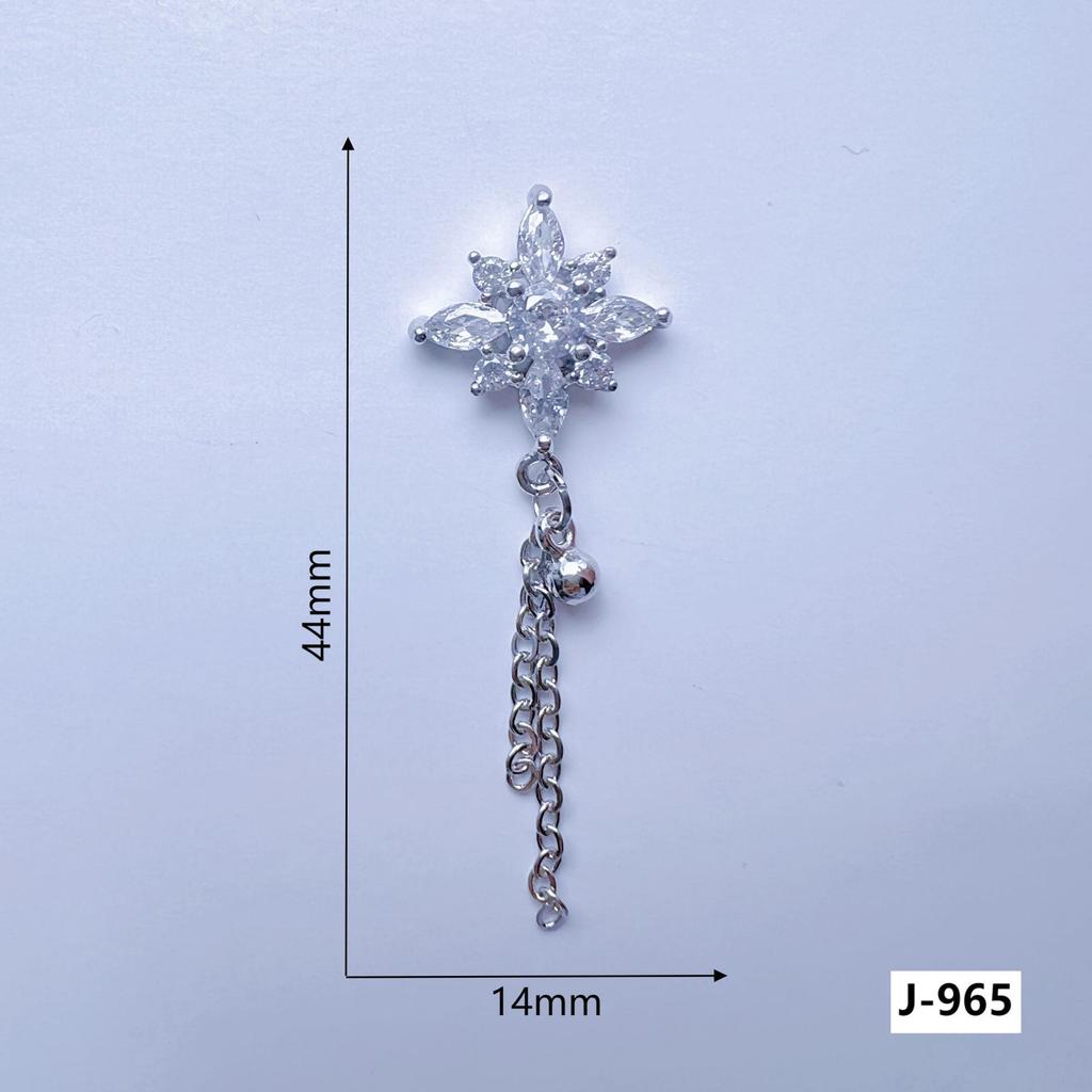 Flat-Bottom Tassel Chain Nail Art with Copper-Inlaid Zircon