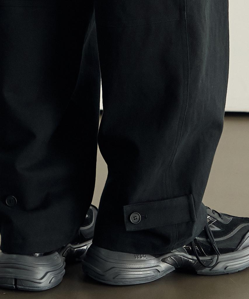 ROTEMBER [Daily Room X Rotember] Balloon Leg Mill Wide Cargo Pants [Black]